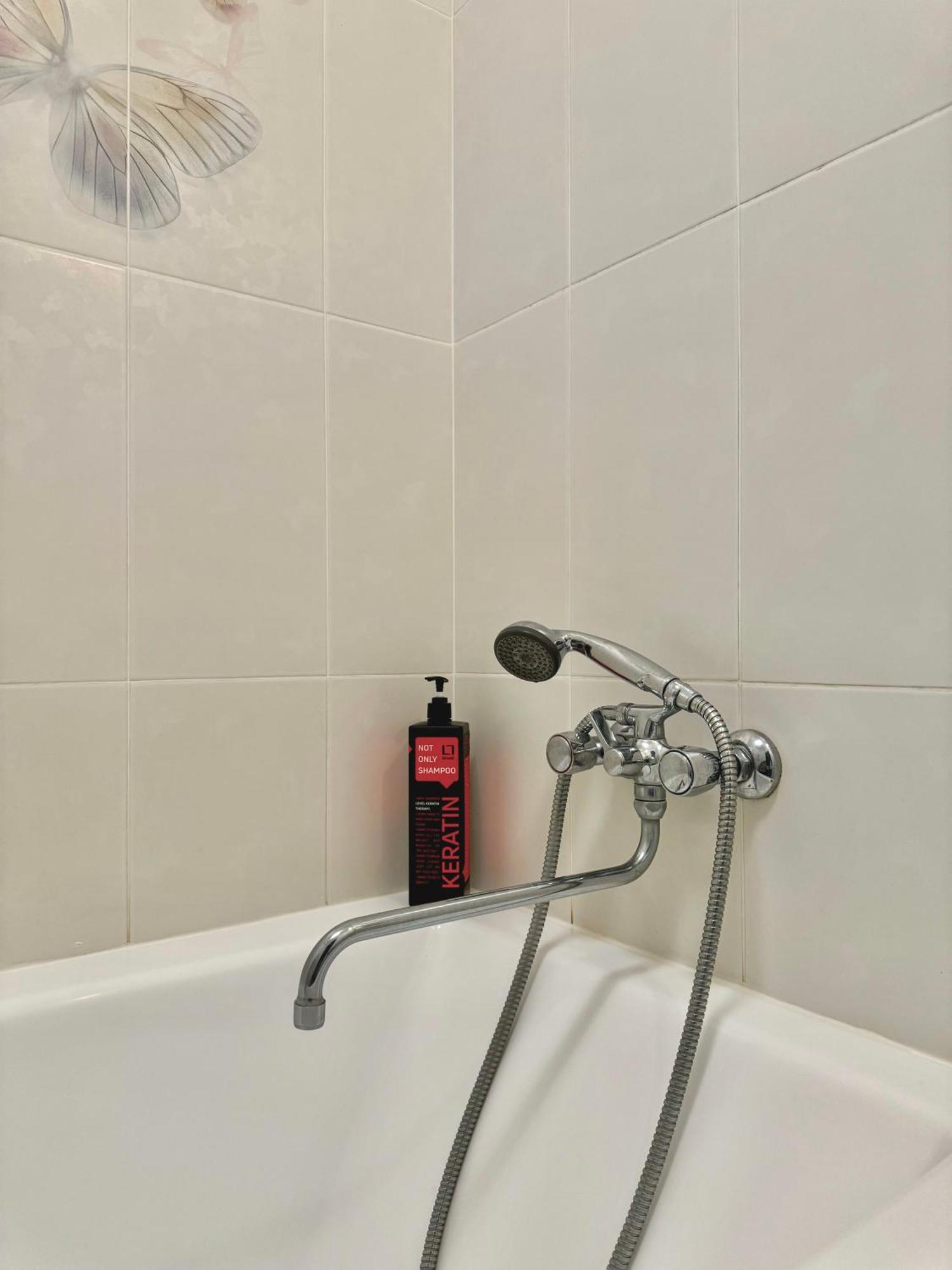 Apartpoltava Світлі Просторі Апартаменти 80М2 , 2-Окремі Кімнати, Новобудова Центр Чек Банківський Eksteriør billede